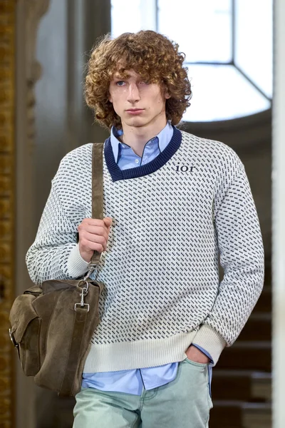 Look 129